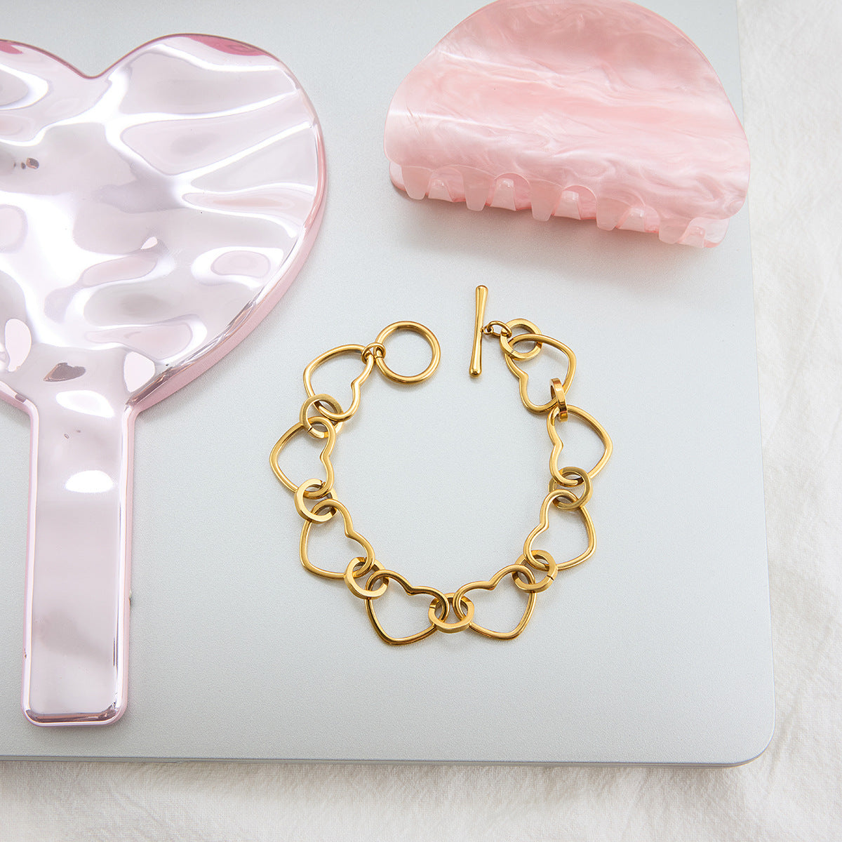 Women's Fashion Stainless Steel Hollow Heart Chain