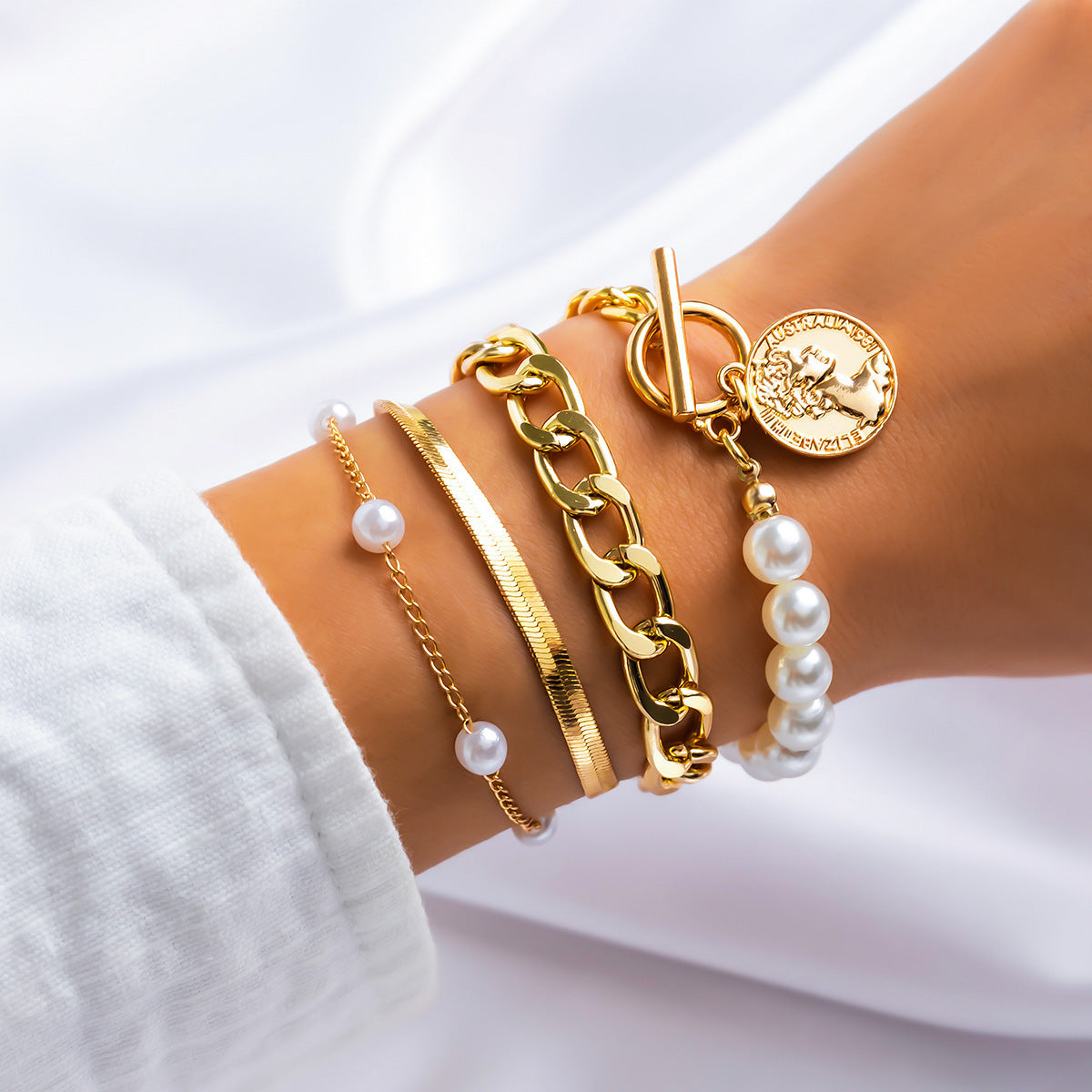 Sweet Cool Pearl Bracelet Set