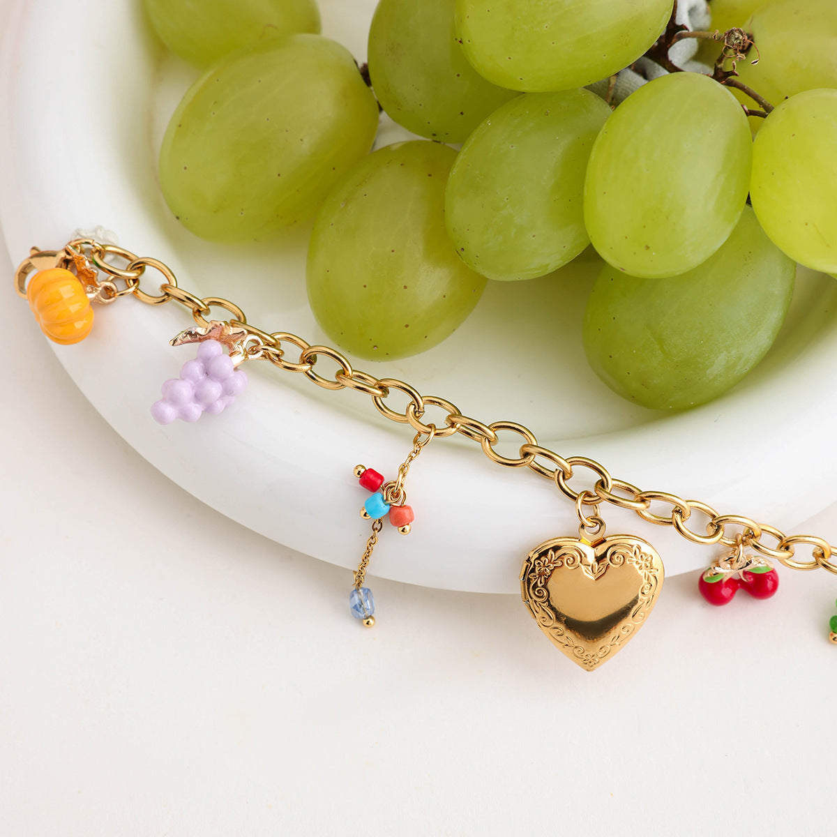 18K Gold Stainless Steel Bracelet Light Luxury High-grade Love Fruit Chain Jewelry